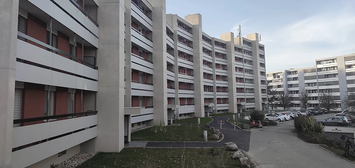 Piscine – rénovation complète d’un ensemble de 84 logements