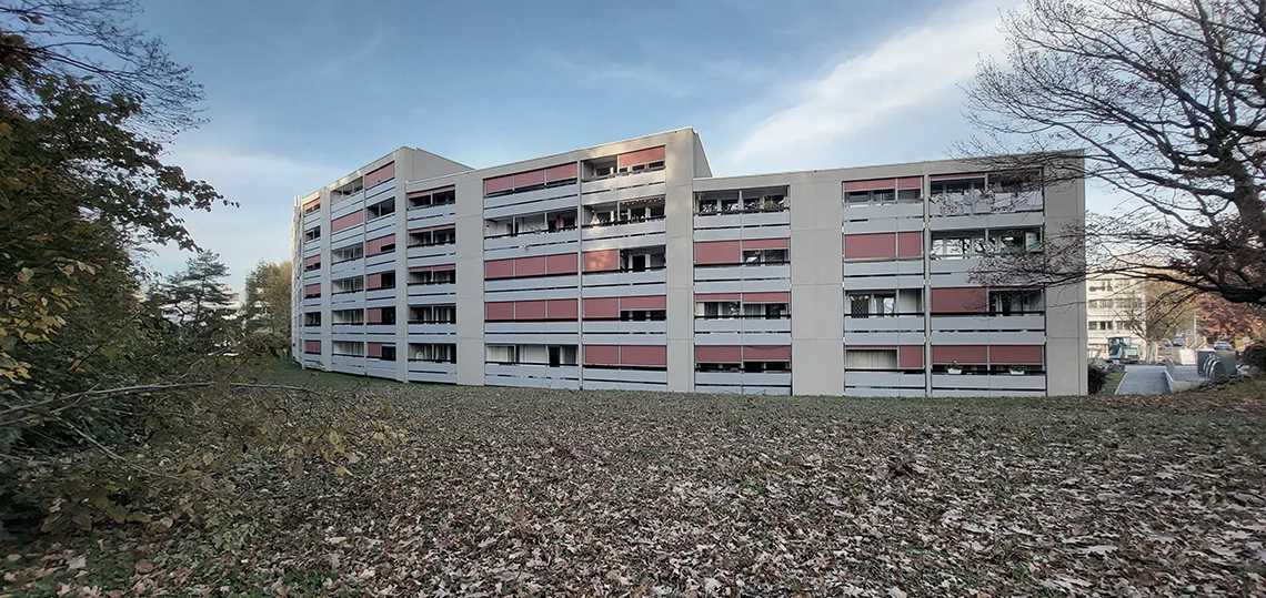 Piscine – rénovation complète d’un ensemble de 84 logements