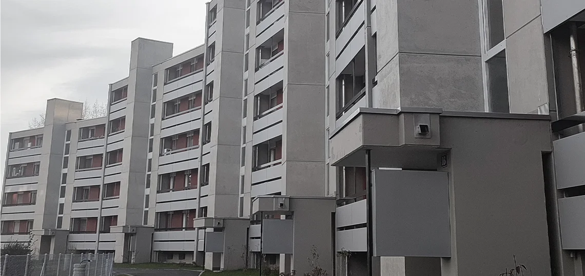Piscine – rénovation complète d’un ensemble de 84 logements
