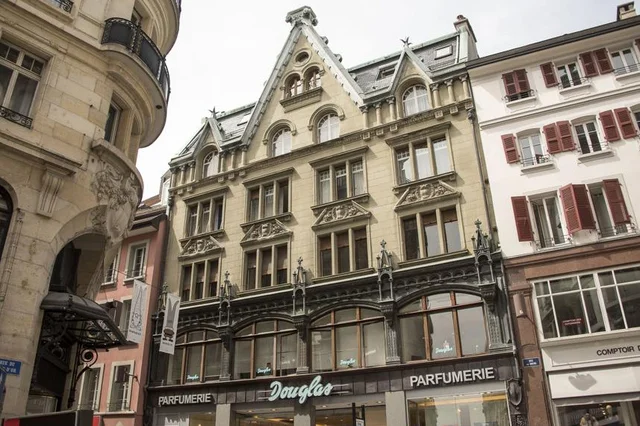 diam sa. Rénovation d’immeuble Bourg 33, à Lausanne